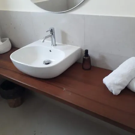 Traditional Farmhouse- For Reservation What2app 0039-377-300-1883 Sea Views Сasa de vacaciones