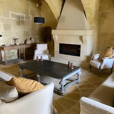 Сasa de vacaciones Traditional Farmhouse- For Reservation What2app 0039-377-300-1883 Sea Views