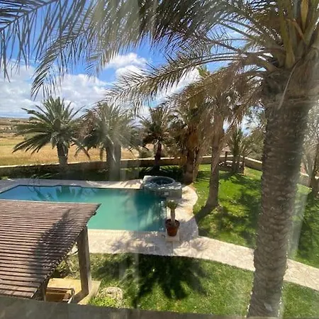 Traditional Farmhouse- For Reservation What2app 0039-377-300-1883 Sea Views Сasa de vacaciones *