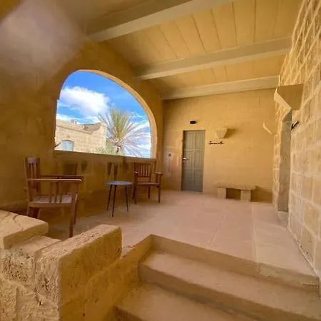 Traditional Farmhouse- For Reservation What2app 0039-377-300-1883 Sea Views * San Lawrenz