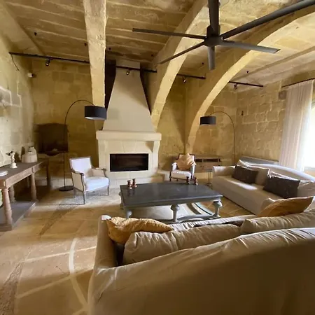 Traditional Farmhouse- For Reservation What2app 0039-377-300-1883 Sea Views San Lawrenz